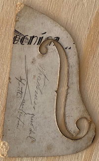 Modello Stradivari