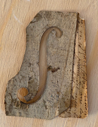 Modello su frammento di cartolina