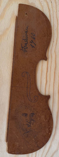 Modello Stradivari